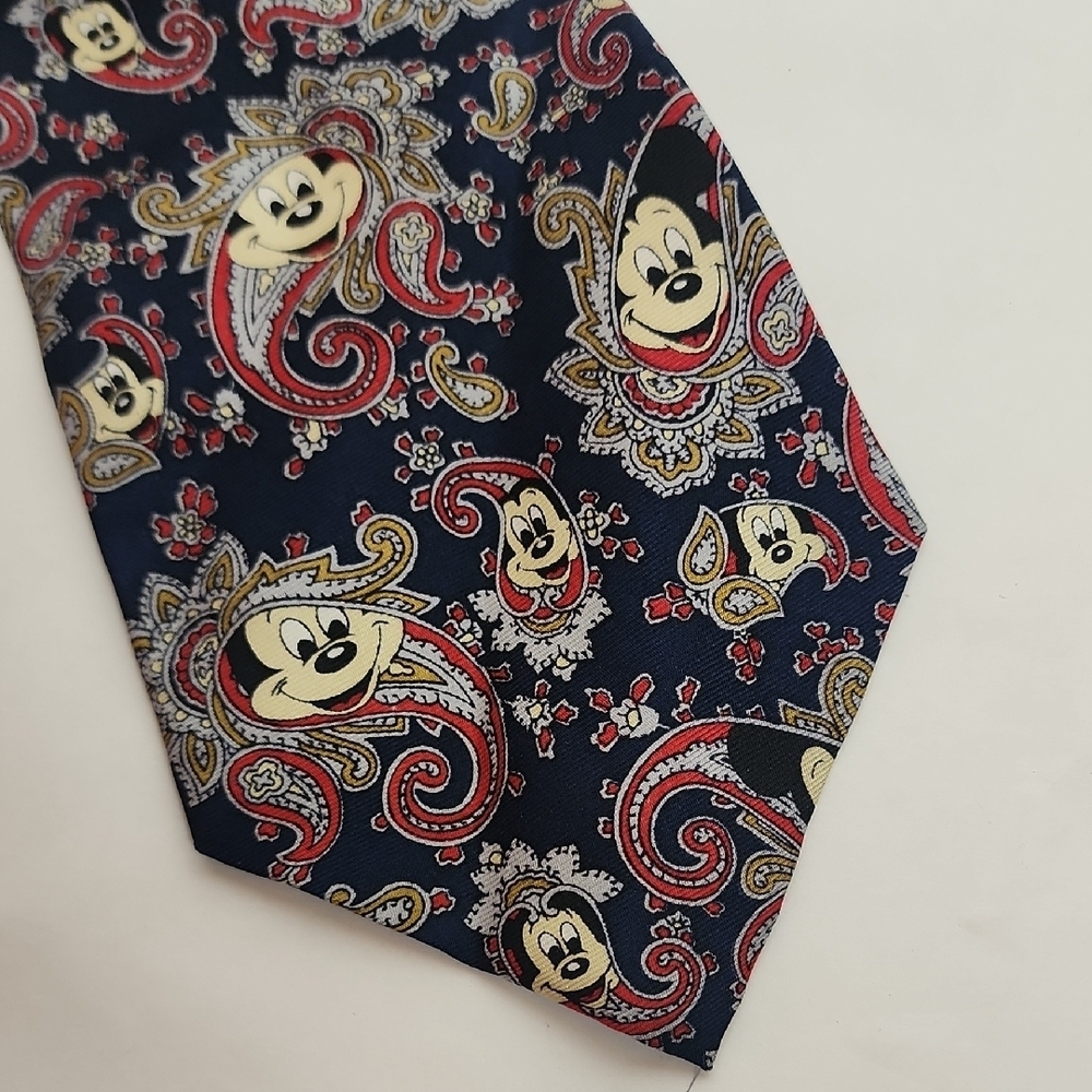 Balanche Vintage 100%Silk Handmade The Tie Works Disney Mickey Mouse Paisley Tie